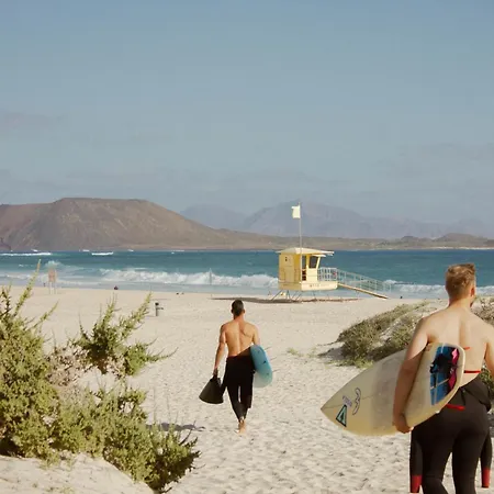 Pura Vida Surf House אכסניה לה אוליבה