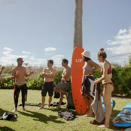 Pura Vida Surf House אכסניה לה אוליבה