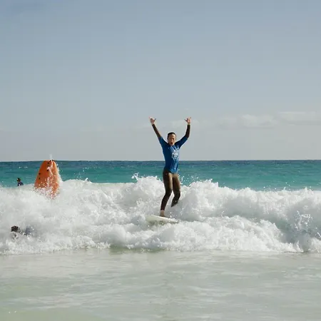 Pura Vida Surf House Hostel La Oliva