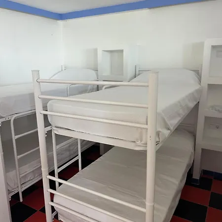 Hostel Pura Vida Surf House