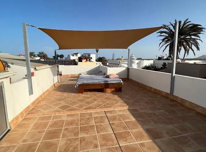 Pura Vida Surf House לה אוליבה