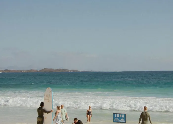 אכסניה Pura Vida Surf House לה אוליבה