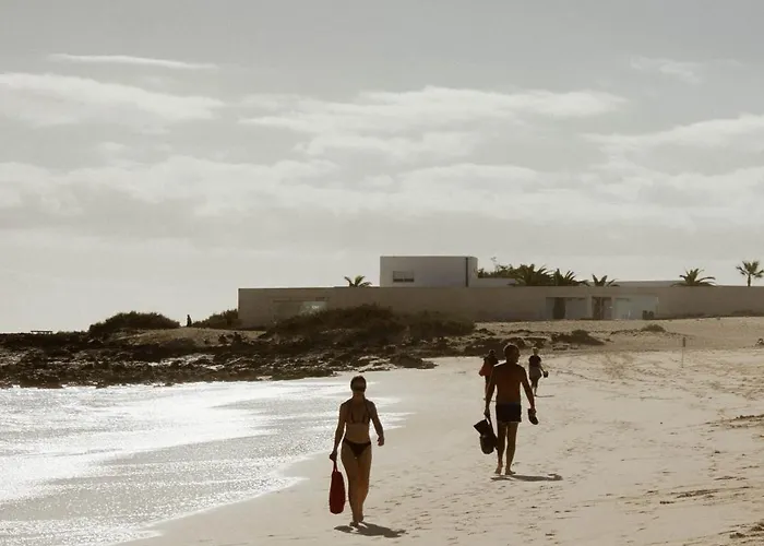 Pura Vida Surf House אכסניה לה אוליבה