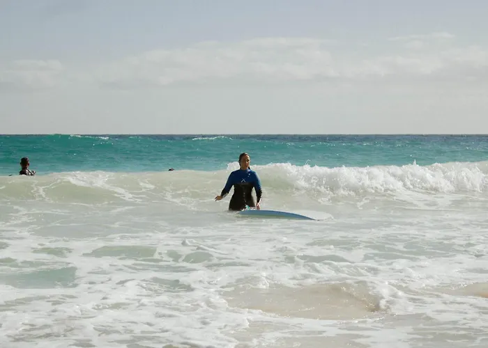 Pura Vida Surf House La Oliva