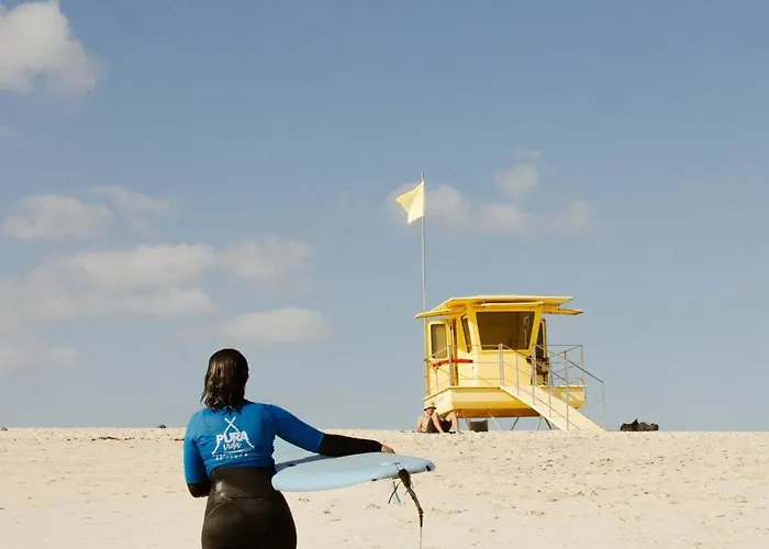 Pura Vida Surf House *