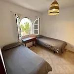 Pura Vida Surf House לה אוליבה