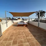 Pura Vida Surf House לה אוליבה