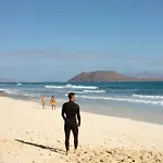 אכסניה Pura Vida Surf House לה אוליבה