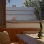 אכסניה Pura Vida Surf House