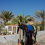Pura Vida Surf House לה אוליבה