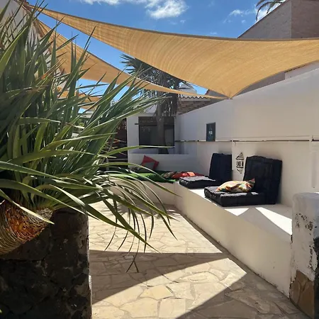 Hostel Pura Vida Surf House La Oliva