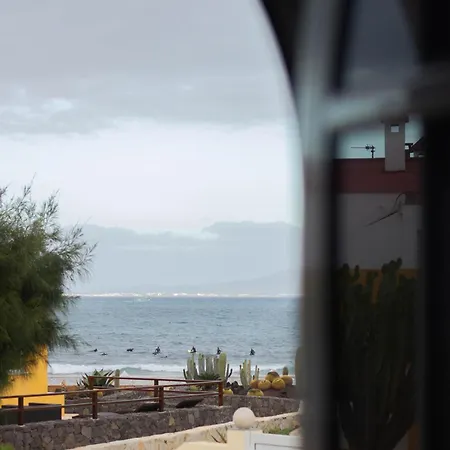 Vandrerhjem Pura Vida Surf Camp & School La Oliva