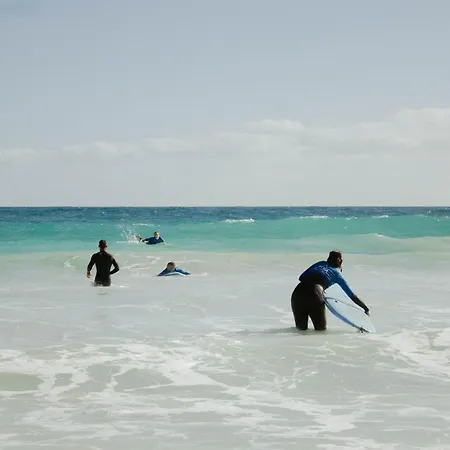 אכסניה Pura Vida Surf House לה אוליבה