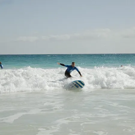 Vandrerhjem Pura Vida Surf Camp & School *