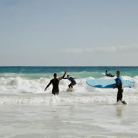 Pura Vida Surf House Ла-Олива