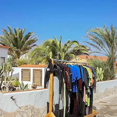 Pura Vida Surf House Ла-Олива