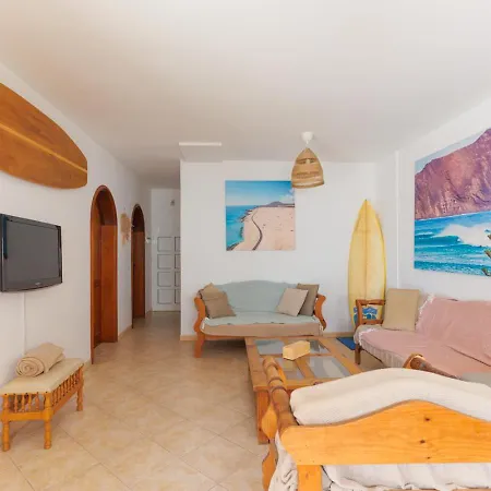 Albergue Pura Vida Surf House *