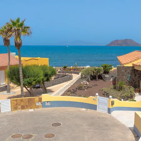 Pura Vida Surf House Albergue *