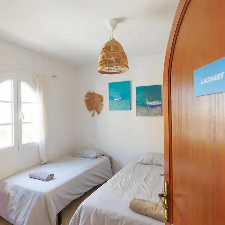 Pura Vida Surf House Albergue *